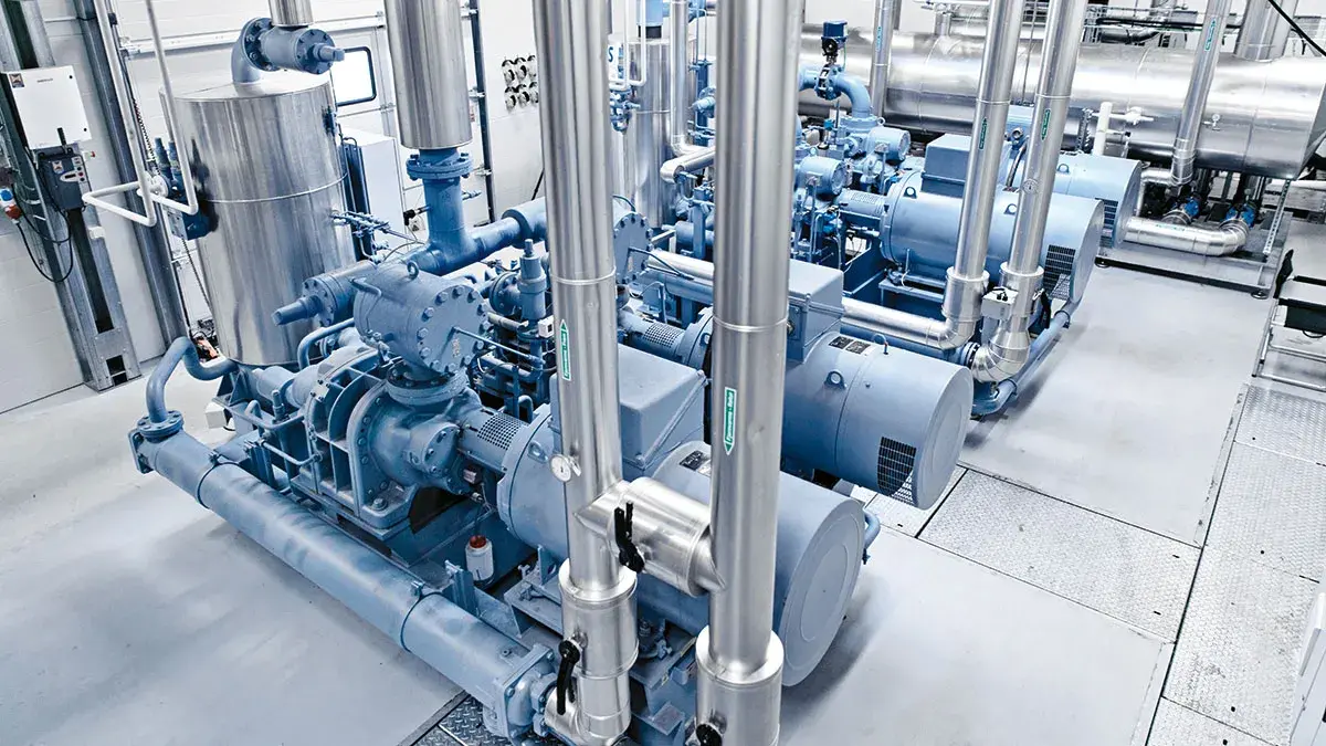 Система подключенных винтовых воздуходувок в работе